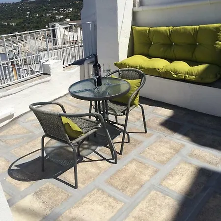 Διαμέρισμα Vico Pergola *